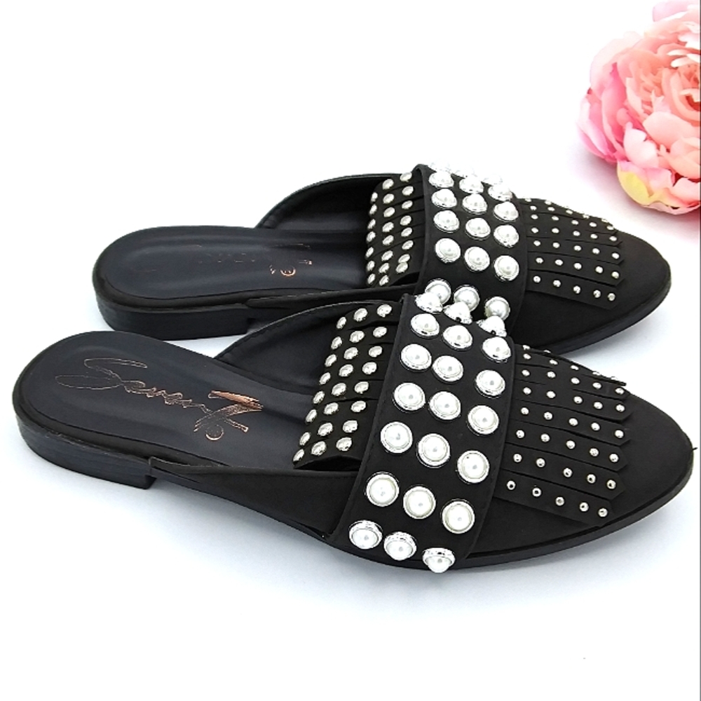 Seven7 Epic Mule Shoe Women's 6 Black Edgy Pearl & Silver Stud Detail Slip On